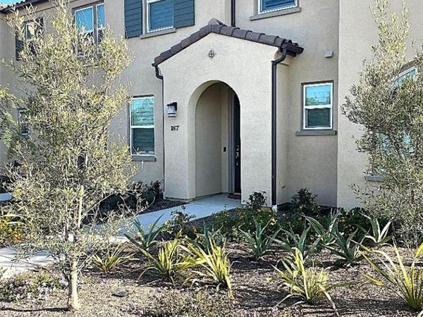 187 Capistrano Drive, Unit 187, Ventura, CA 93004