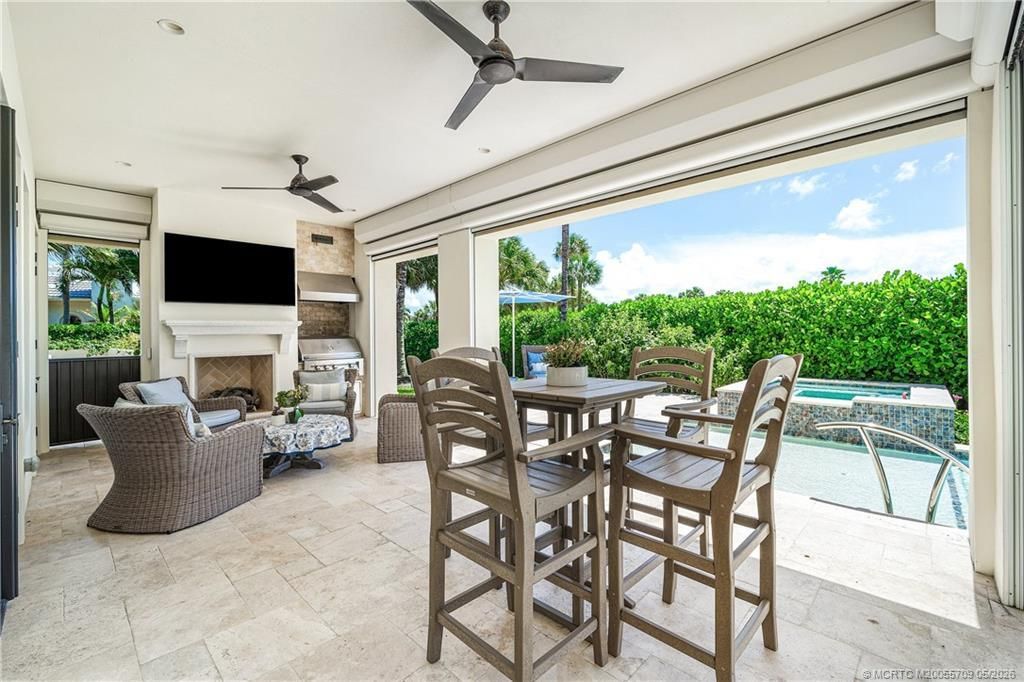1884 SE Sailfish Point Boulevard, Stuart, FL 34996 Photo