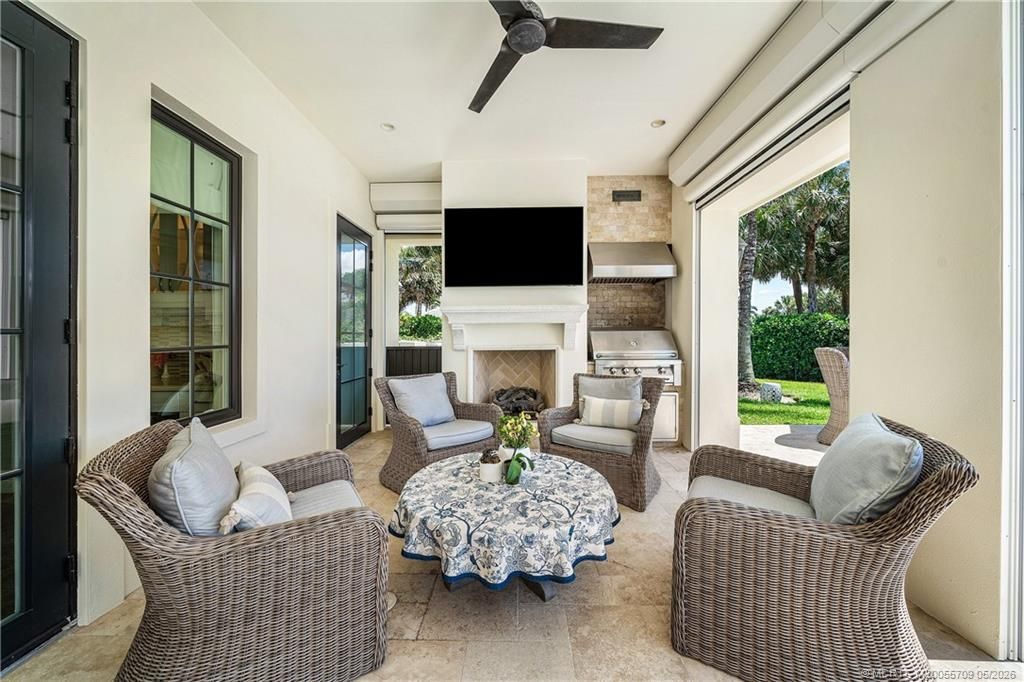 1884 SE Sailfish Point Boulevard, Stuart, FL 34996 Photo