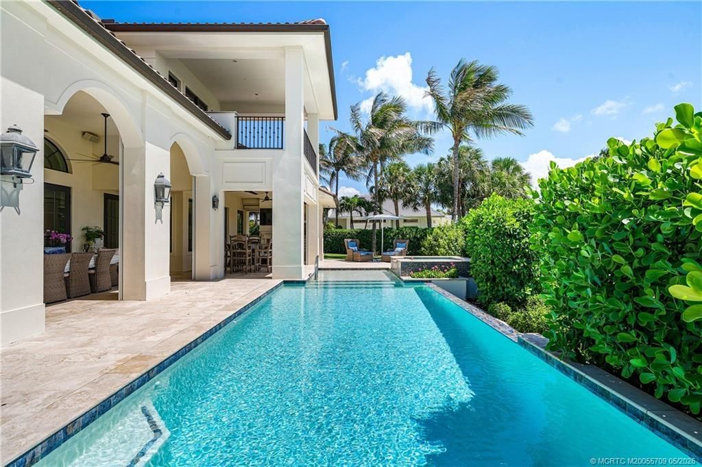 1884 SE Sailfish Point Boulevard, Stuart, FL 34996 Photo