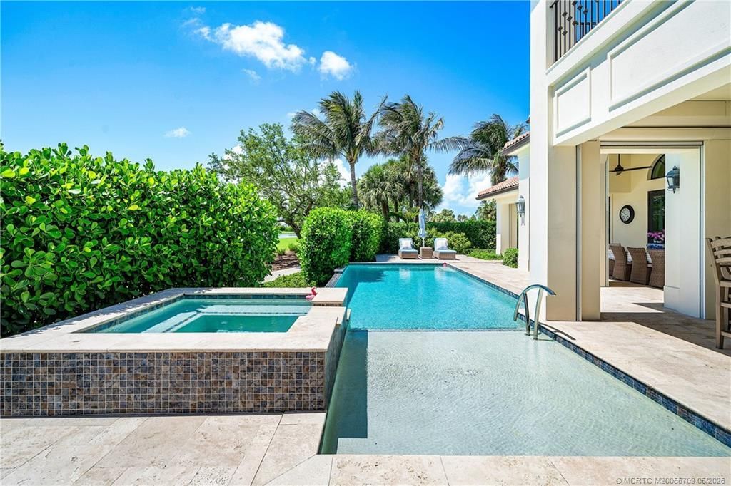 1884 SE Sailfish Point Boulevard, Stuart, FL 34996 Photo