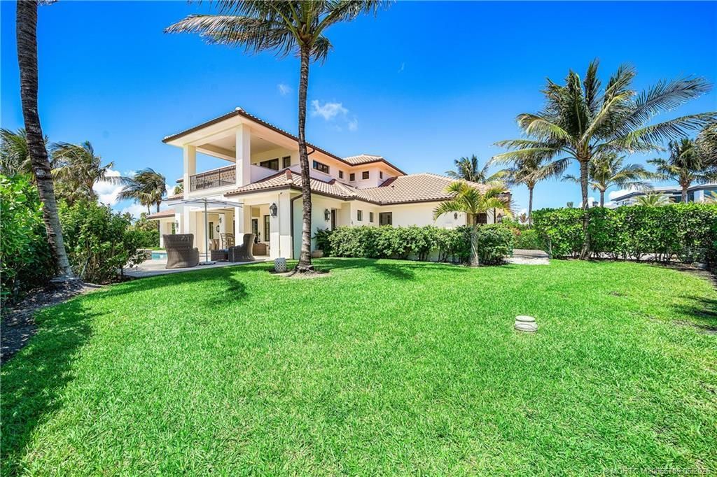 1884 SE Sailfish Point Boulevard, Stuart, FL 34996 Photo
