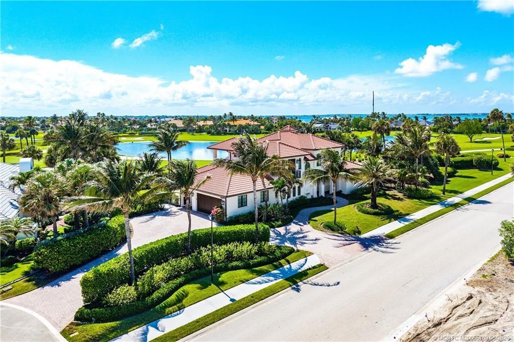 1884 SE Sailfish Point Boulevard, Stuart, FL 34996 Photo