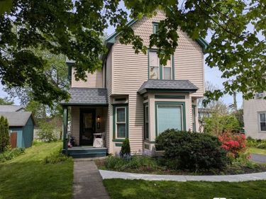 33 Maple Street, Bemus Point, NY 14712