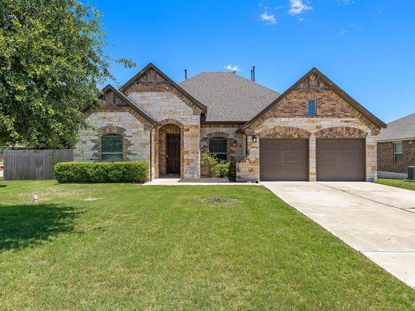 6901 Leonardo DR, Round Rock, TX 78665