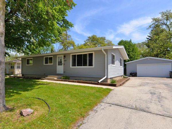 3229 Kearney AVENUE, Mount Pleasant, WI 53403