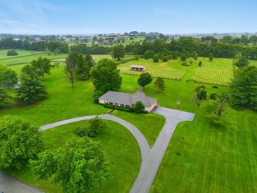129 Lake Country Road, Nicholasville, KY 40356