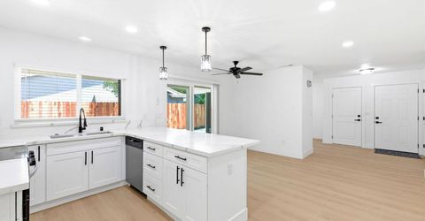 6333 Bamford Dr, Sacramento, CA 95823 Photo