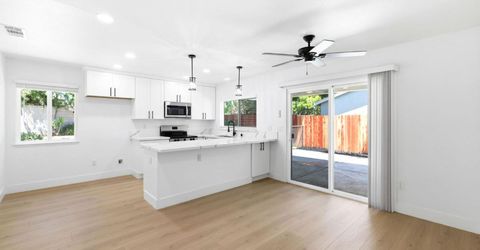 6333 Bamford Dr, Sacramento, CA 95823 Photo