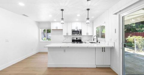 6333 Bamford Dr, Sacramento, CA 95823 Photo