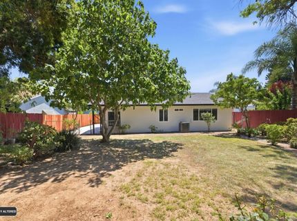 6333 Bamford Dr, Sacramento, CA 95823 Photo