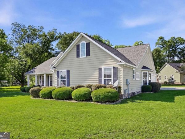 112 Manor Drive, Fitzgerald, GA 31750