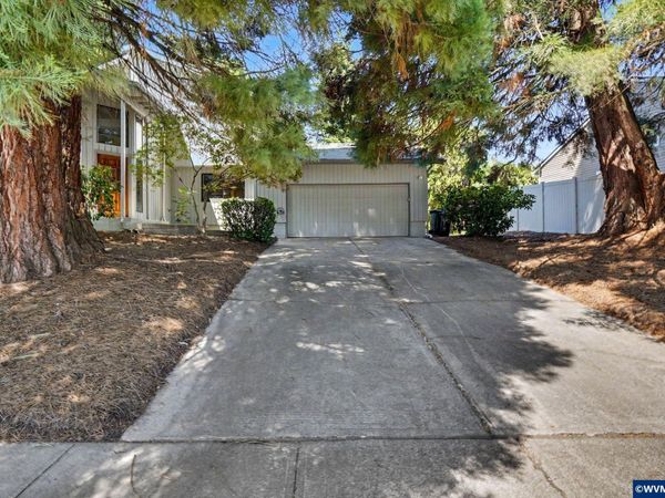 4035 Copper Glen Ct SE, Salem, OR 97302