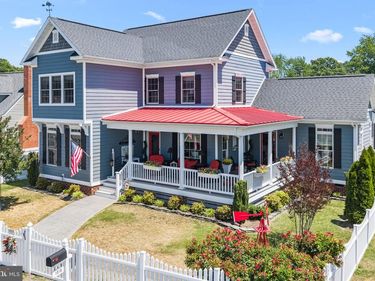1010 MONROE BAY AVENUE, COLONIAL BEACH, VA 22443