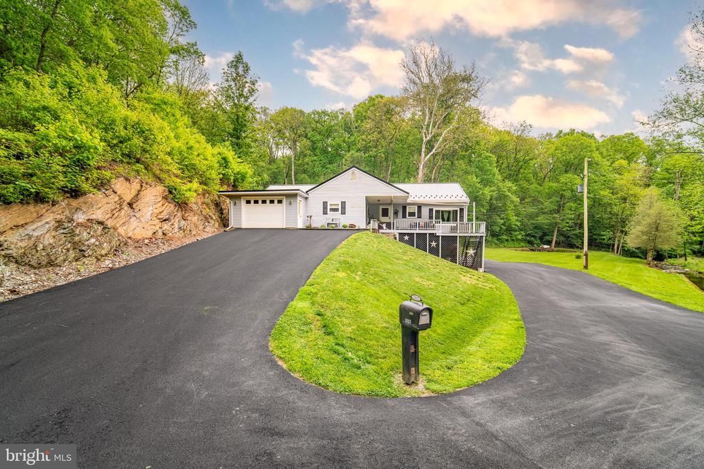 13127 MANOR FURNACE ROAD , FELTON, PA 17322