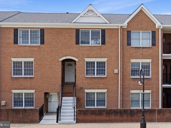 6924 FAIRFAX DRIVE, Unit 330, ARLINGTON, VA 22213