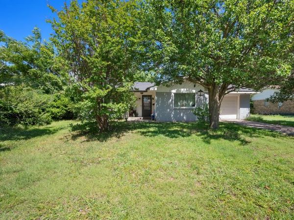 521 Eastgate Avenue, Wynnewood, OK 73098