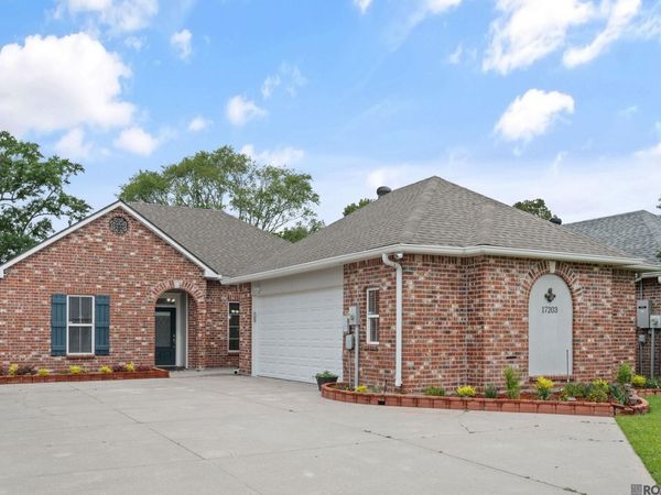 17203 Rue Village, Prairieville, LA 70769