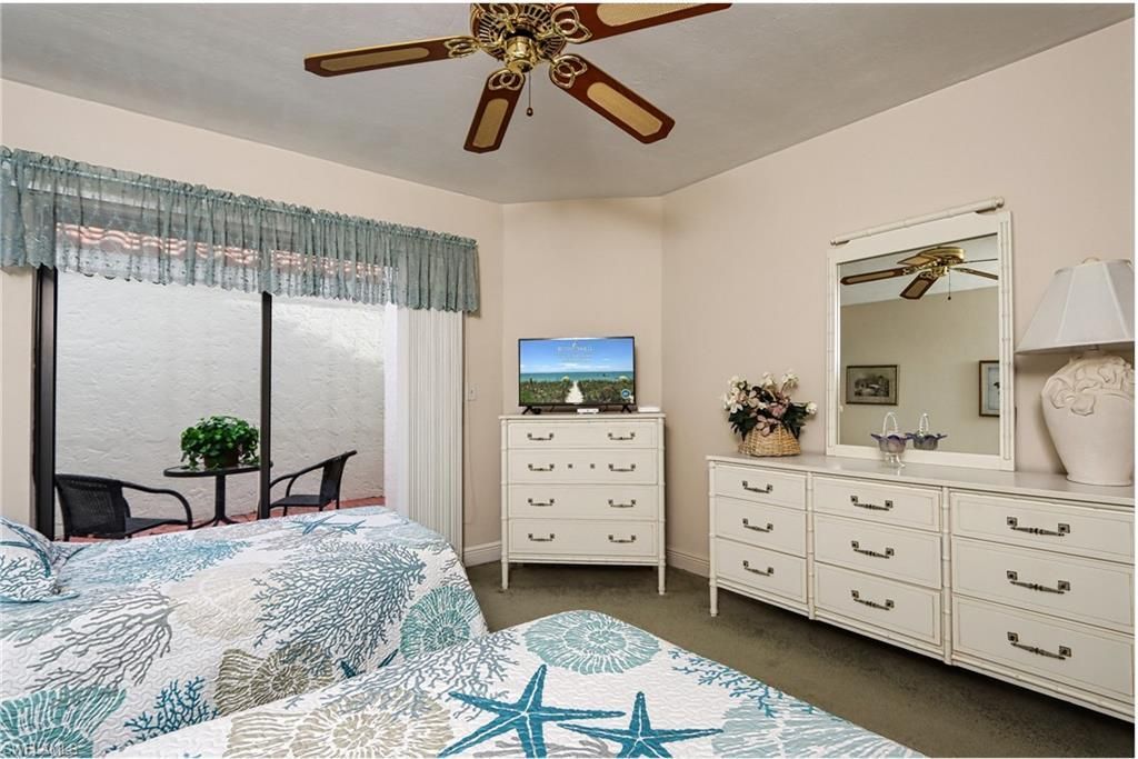 549 Beachwalk Cir , Naples, FL 34108 Photo