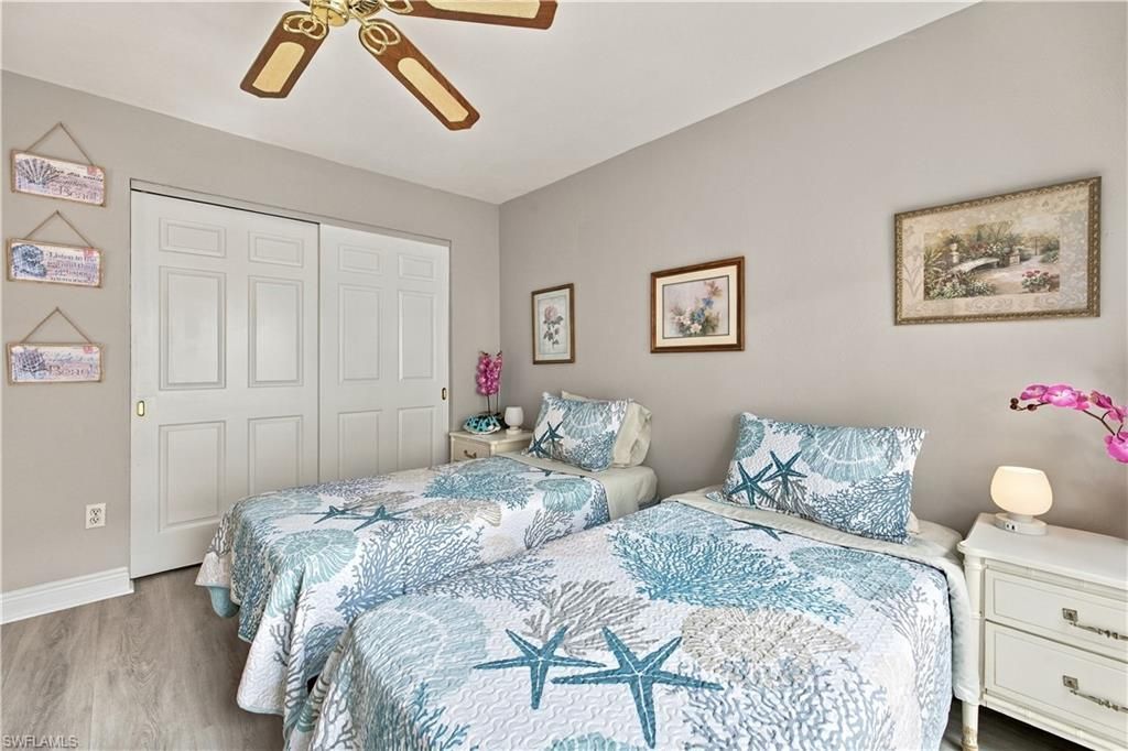 549 Beachwalk Cir, Naples, FL 34108 Photo