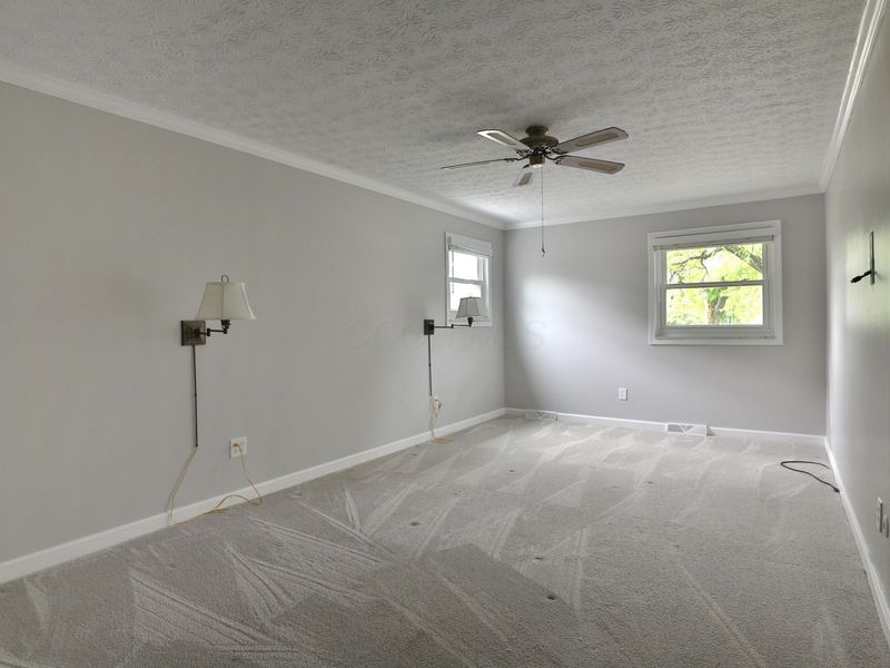 4875 Widner Street , Columbus, OH 43220 Photo 29