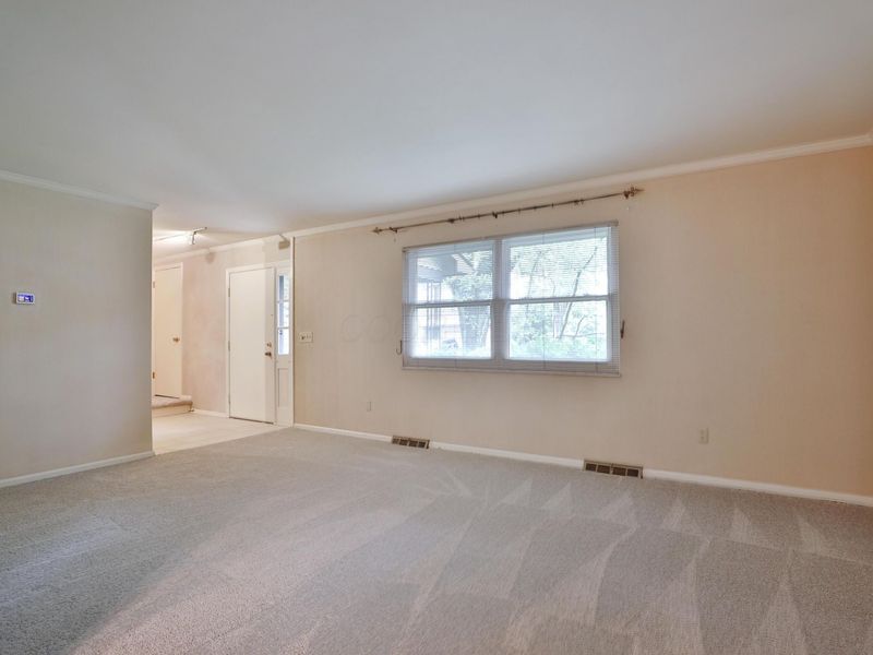 4875 Widner Street , Columbus, OH 43220 Photo 7