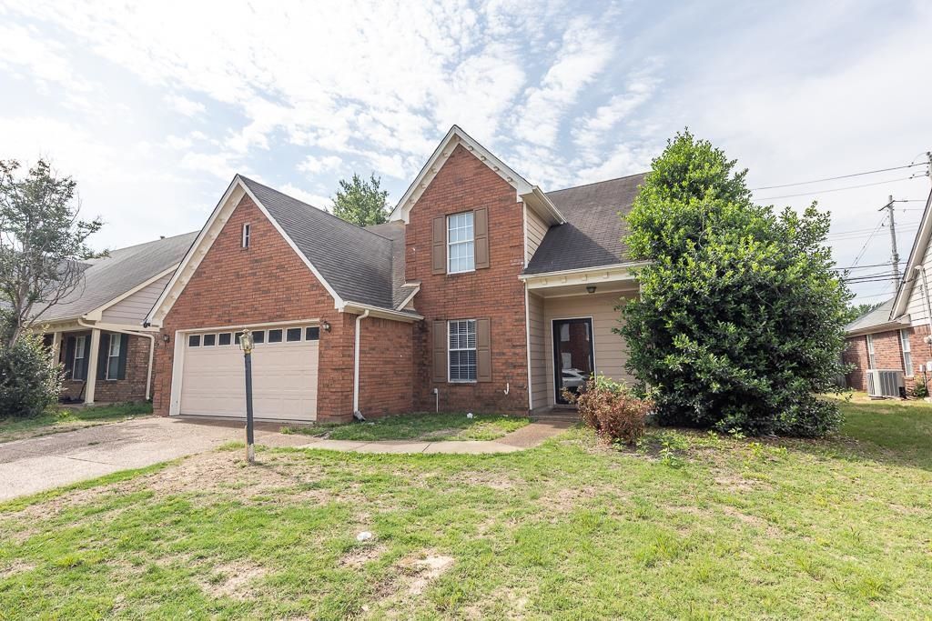 8493 HIGHLAND GLEN CIR Memphis, TN 38016