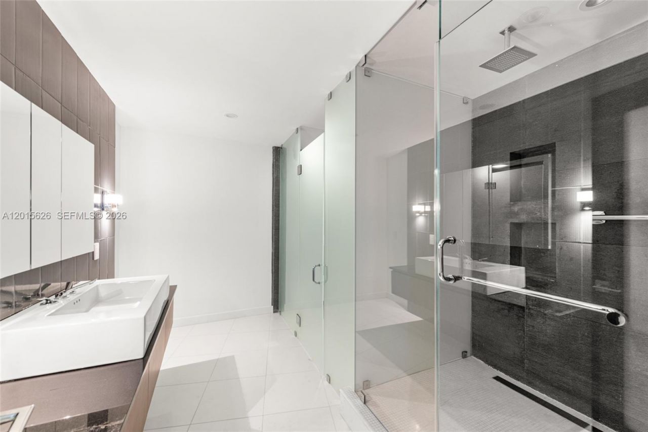 5255 Collins Ave , Unit PH A & CD, Miami Beach, FL 33140 Photo
