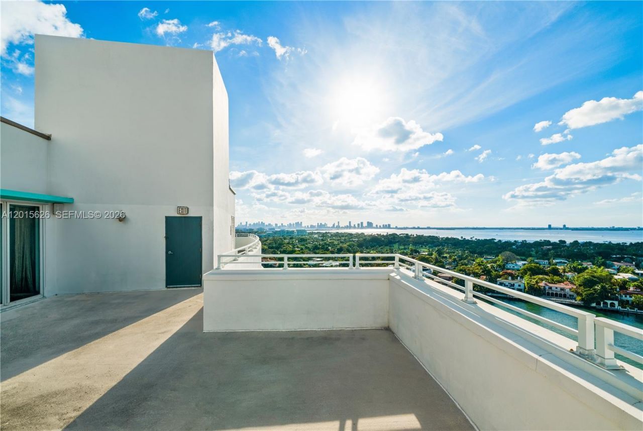 5255 Collins Ave , Unit PH A & CD, Miami Beach, FL 33140 Photo