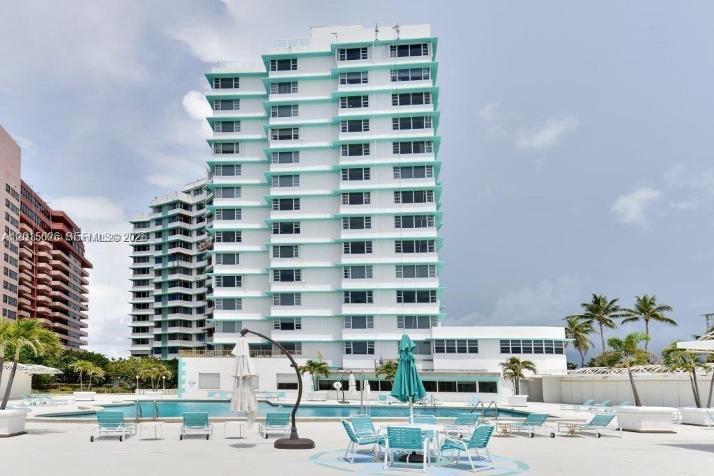 5255 Collins Ave , Unit PH A & CD, Miami Beach, FL 33140 Photo
