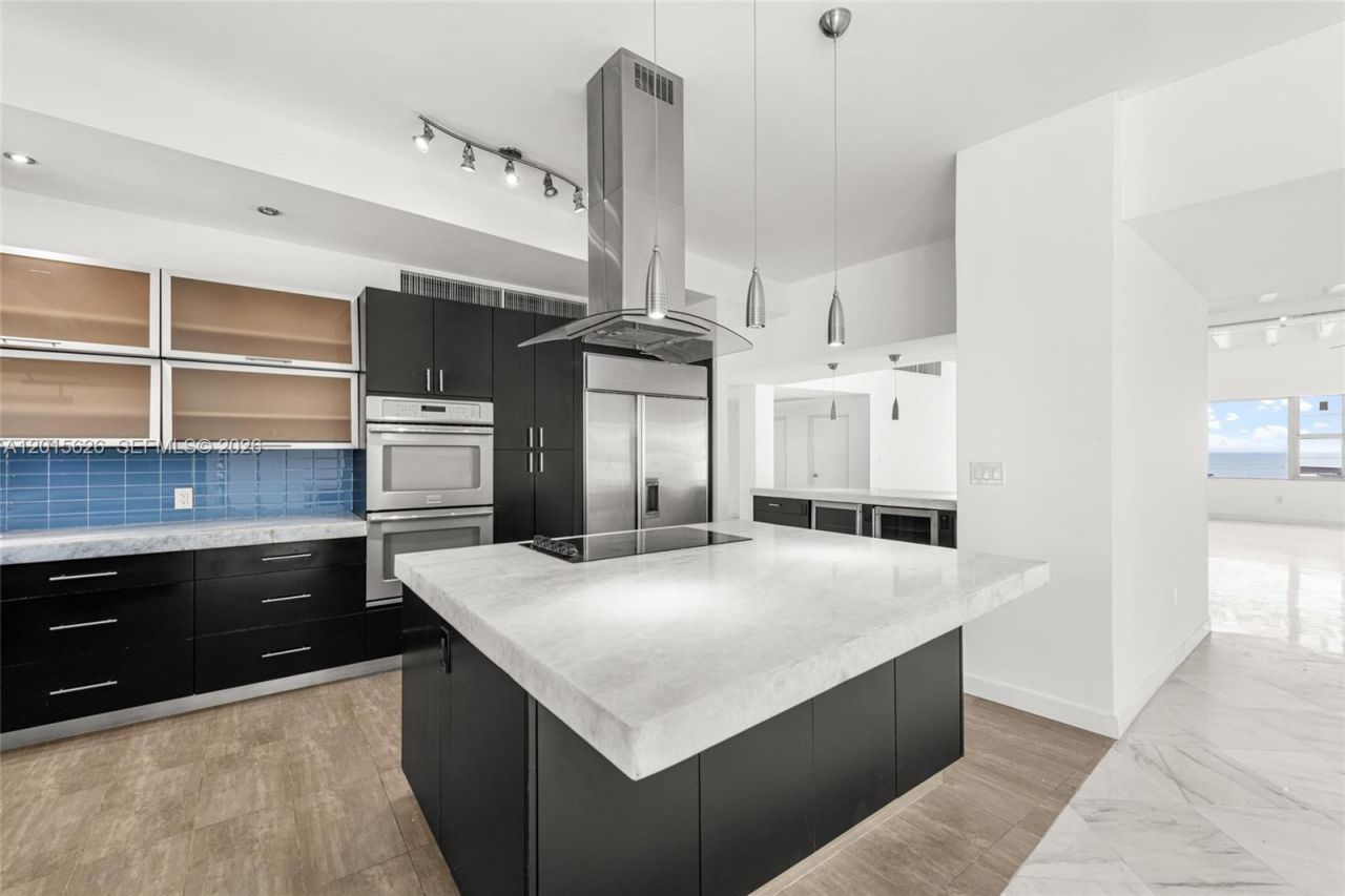 5255 Collins Ave , Unit PH A & CD, Miami Beach, FL 33140 Photo