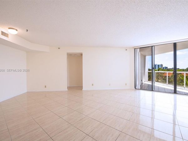 3610 Yacht Club Dr, Unit 511, Aventura, FL 33180