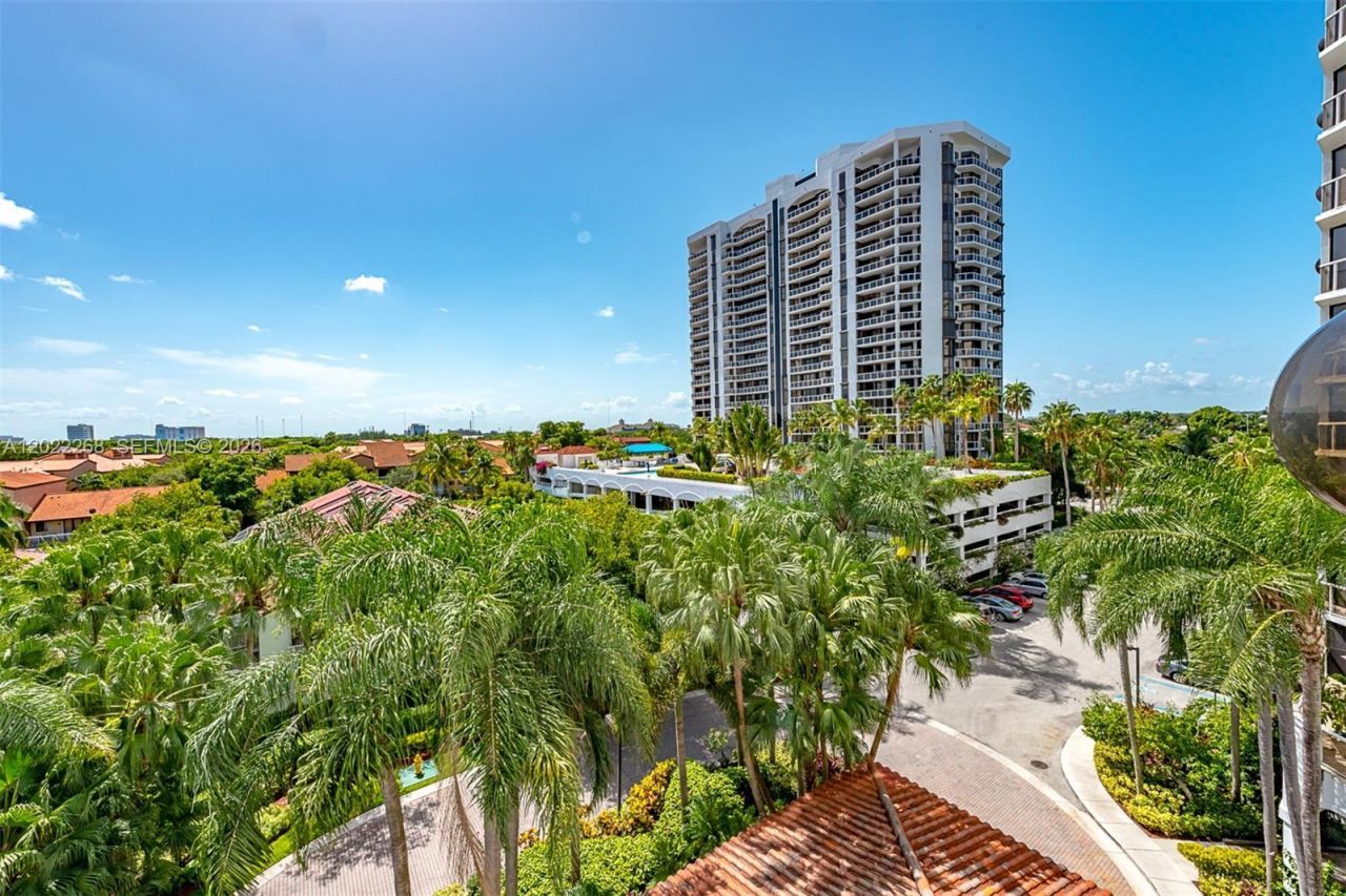 3610 Yacht Club Dr, Unit 511, Aventura, FL 33180 Photo