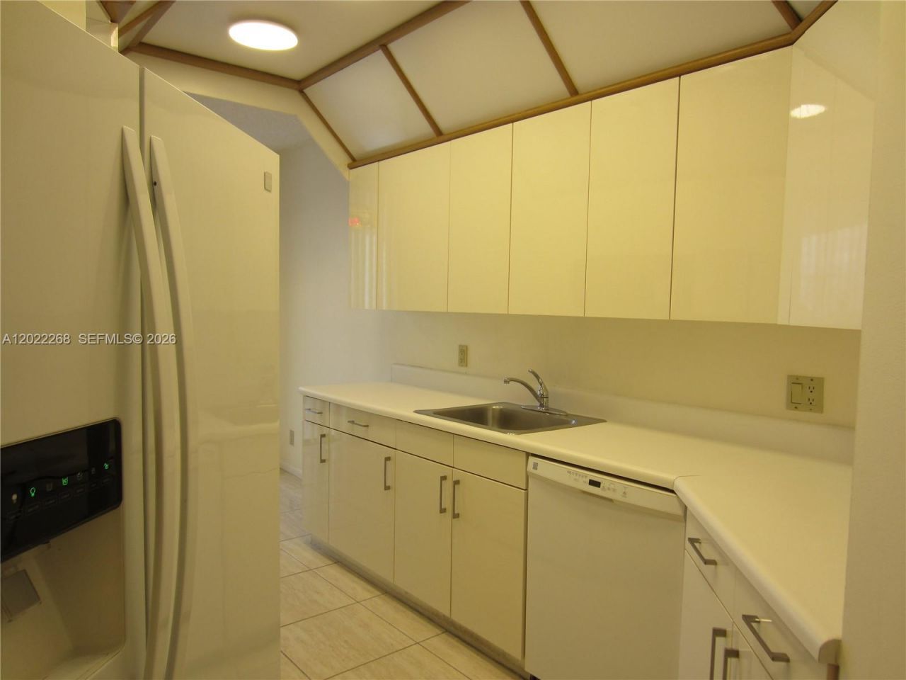3610 Yacht Club Dr, Unit 511, Aventura, FL 33180 Photo