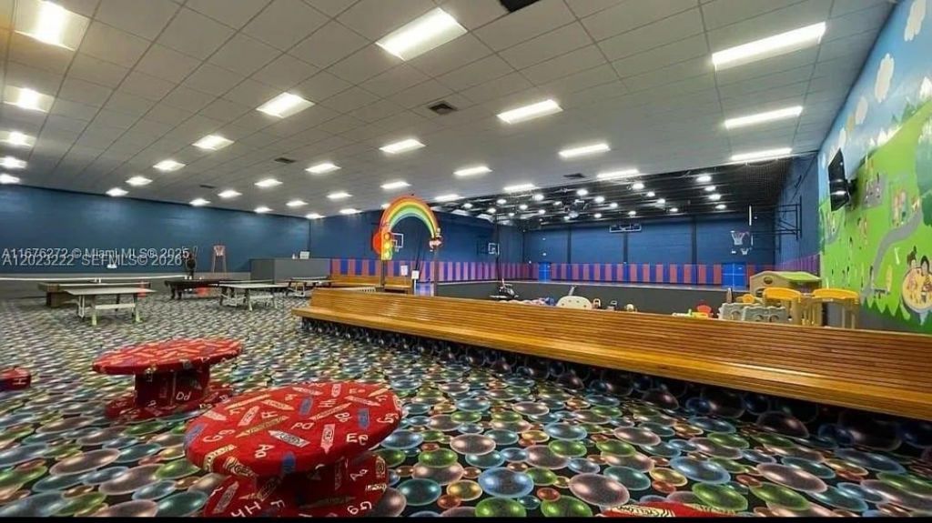 240 Lakeview Dr , Unit 306, Weston, FL 33326 Photo