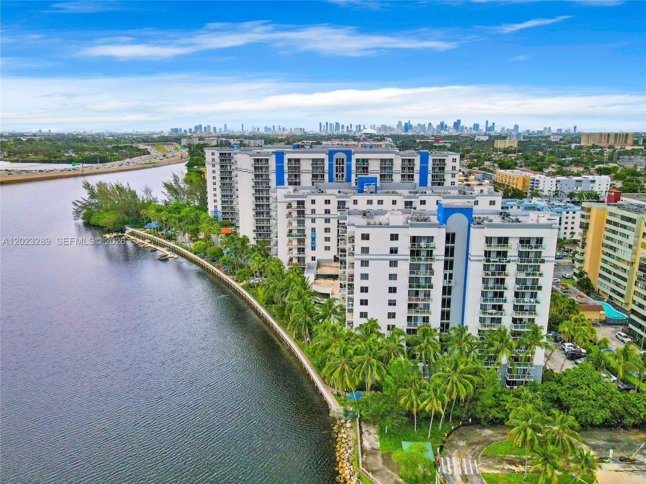5077 NW 7th St , Unit 517, Miami, FL 33126 Photo