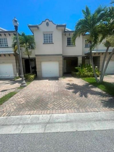 2004 Marsh Harbor Dr , Riviera Beach, FL 33404 Photo