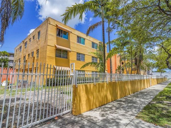 1851 NE 168th St , Unit A8, North Miami Beach, FL 33162