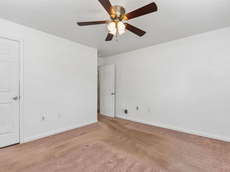 8454 Donna Lane, Sycamore Township, OH 45236 Photo 18
