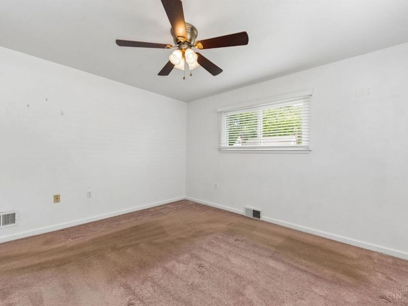 8454 Donna Lane, Sycamore Township, OH 45236 Photo 19