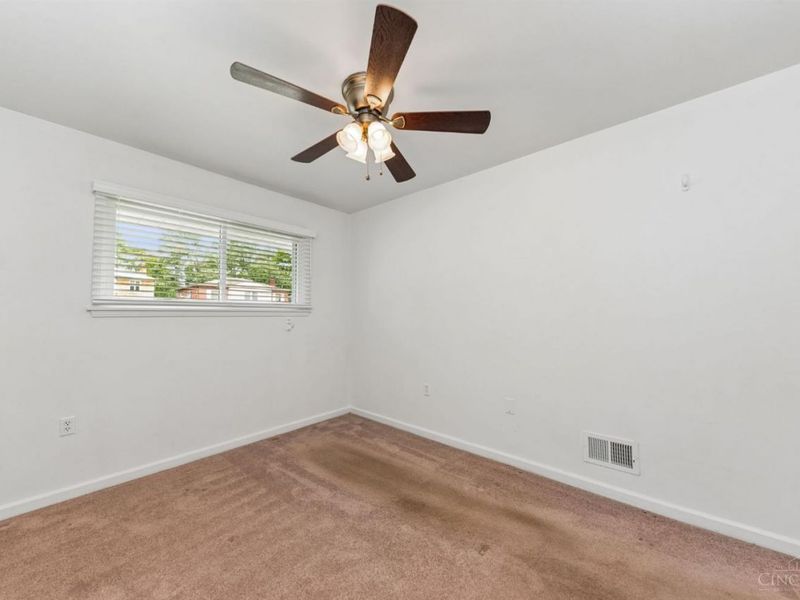 8454 Donna Lane, Sycamore Township, OH 45236 Photo 22