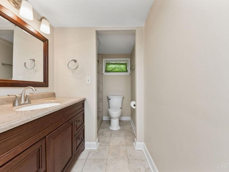 8454 Donna Lane, Sycamore Township, OH 45236 Photo 24
