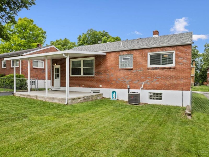 8454 Donna Lane, Sycamore Township, OH 45236 Photo 28