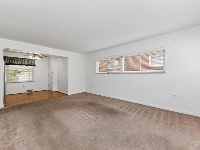 8454 Donna Lane, Sycamore Township, OH 45236 Photo 4