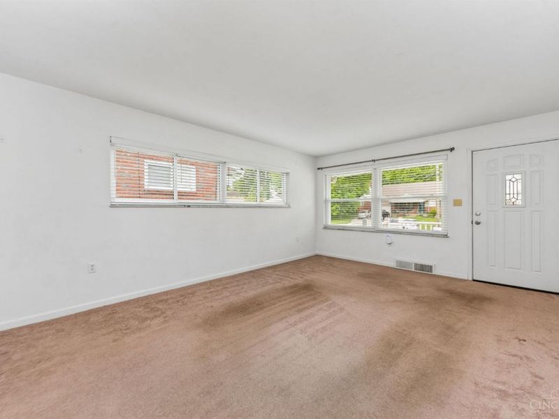 8454 Donna Lane, Sycamore Township, OH 45236 Photo 7