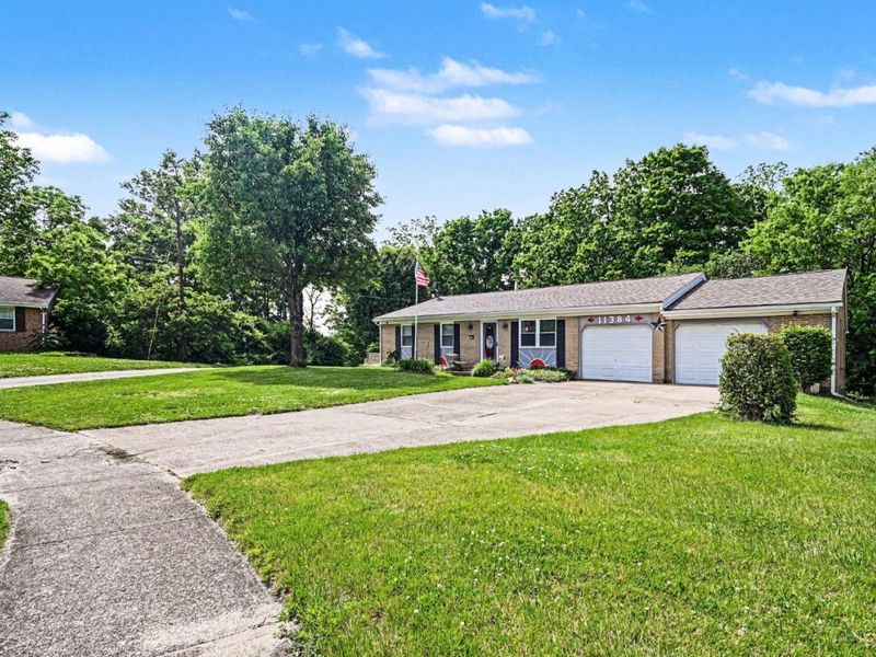 11384 Melissa Court, Colerain Township, OH 45251 Photo 2