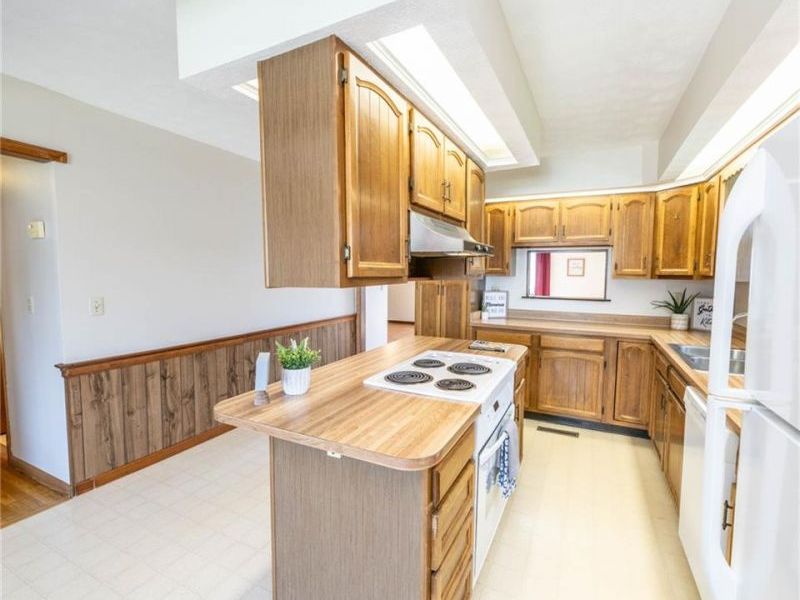 510 Ohio Avenue, Troy, OH 45373 Photo 5