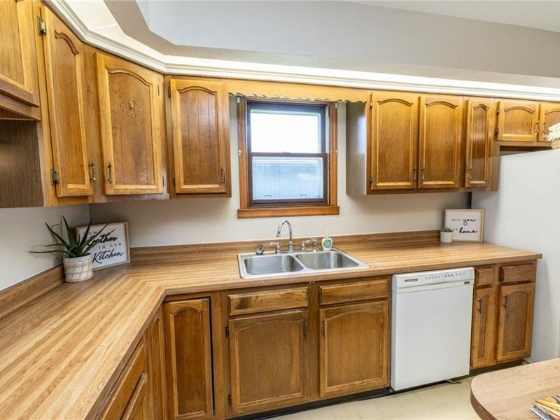 510 Ohio Avenue, Troy, OH 45373 Photo 7