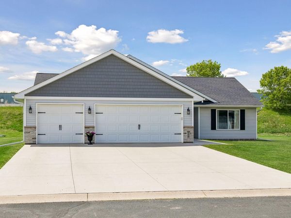 720 Deer Trail , Montgomery, MN 56069