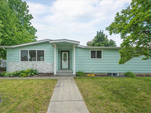 8204 E Augusta Ave, Spokane Valley, WA 99212